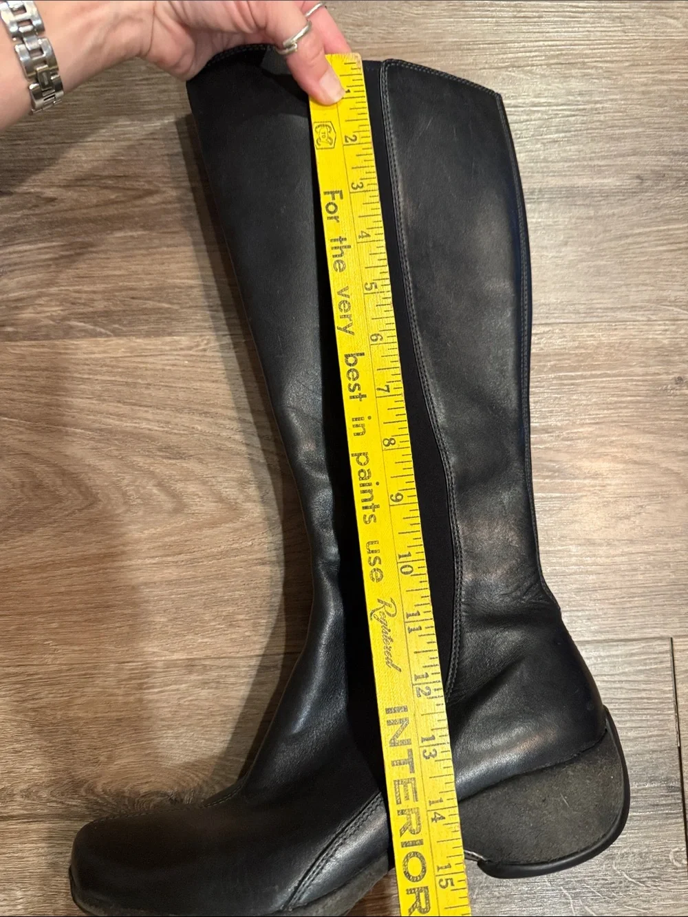 Merrell Spire Peak Black Women’s Boots Size 8